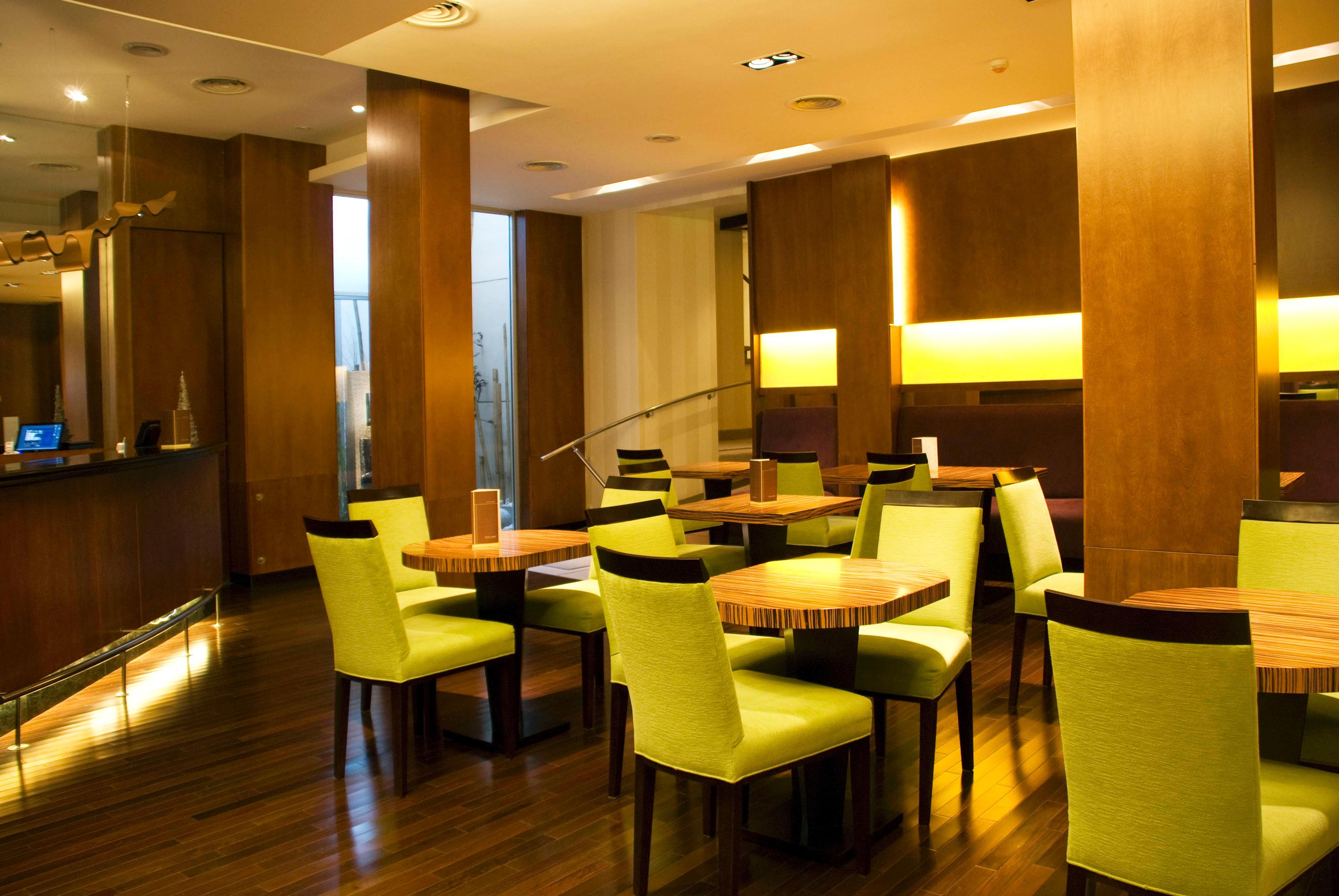 Hotel Iruna Мар дел Плата Екстериор снимка